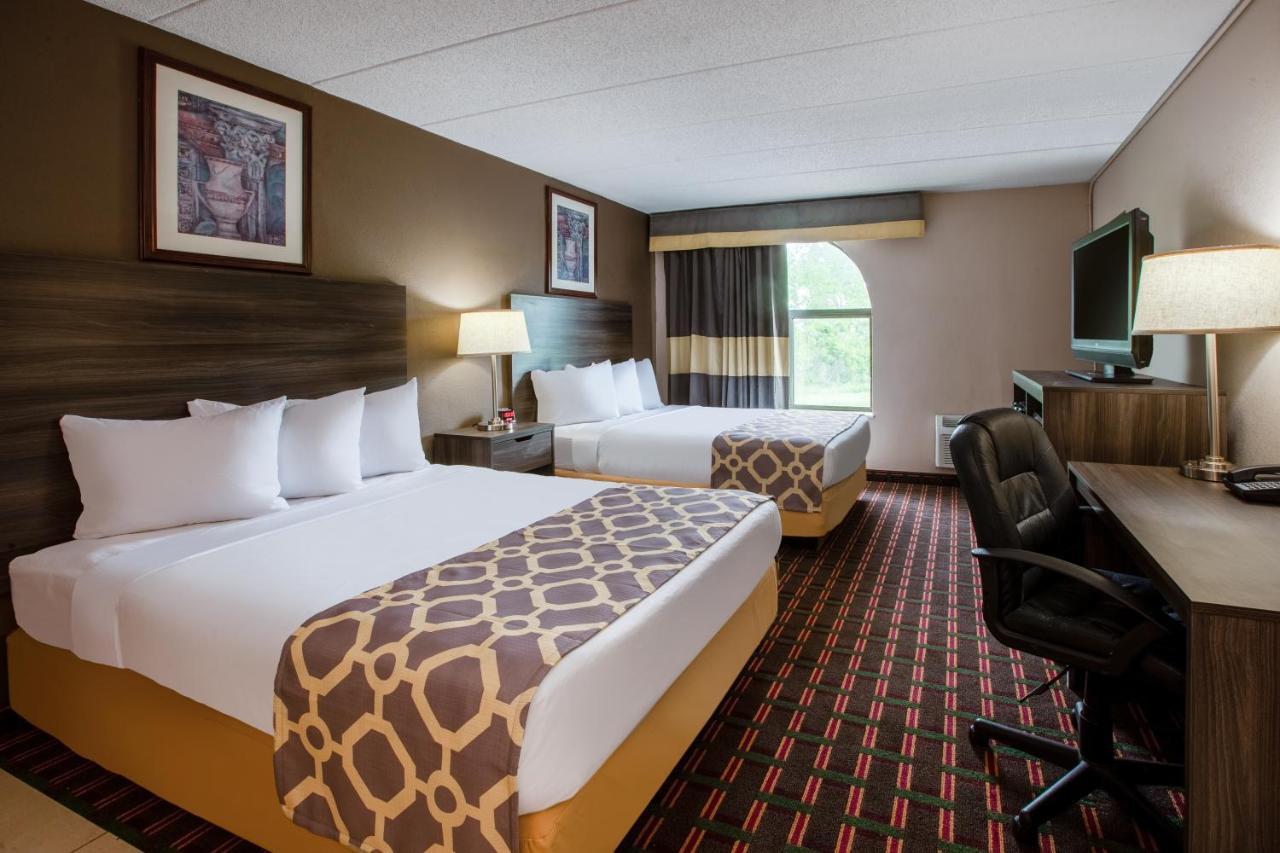 Baymont By Wyndham Northwood Motel Bagian luar foto