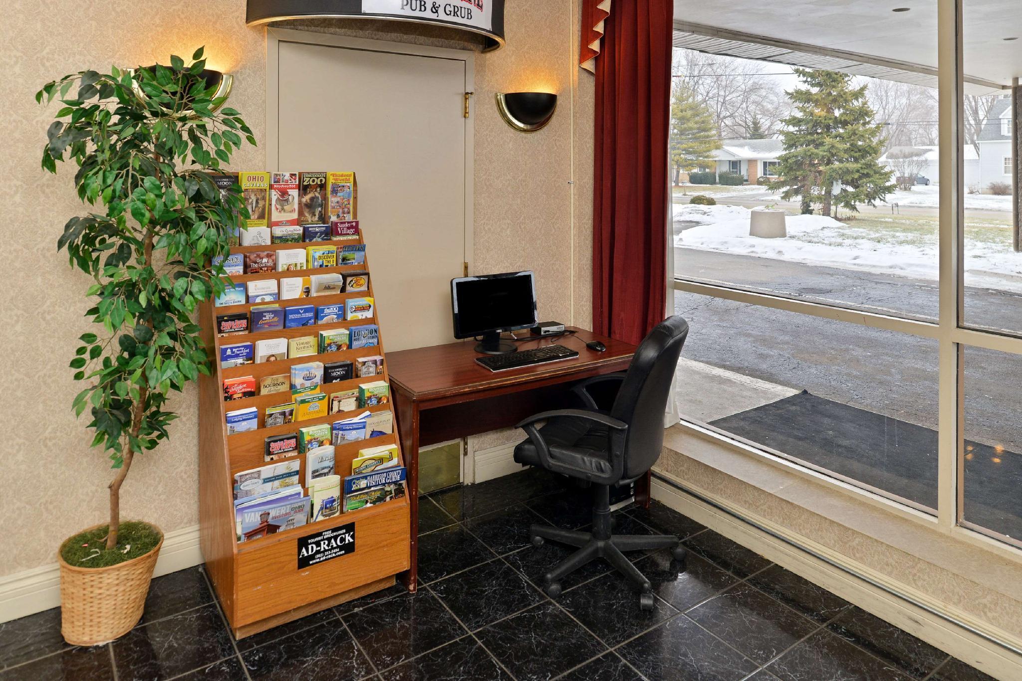 Baymont By Wyndham Northwood Motel Bagian luar foto