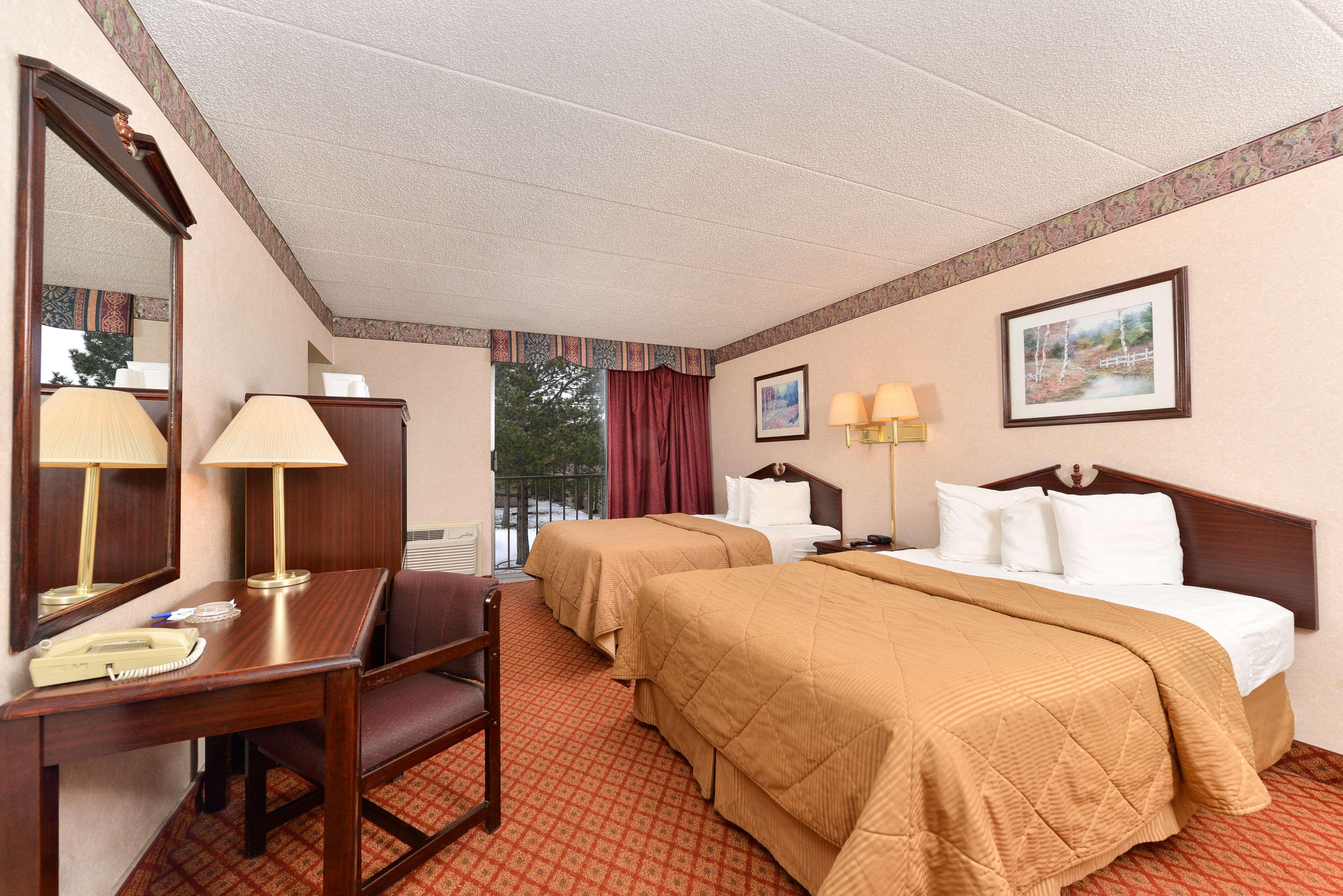 Baymont By Wyndham Northwood Motel Bagian luar foto