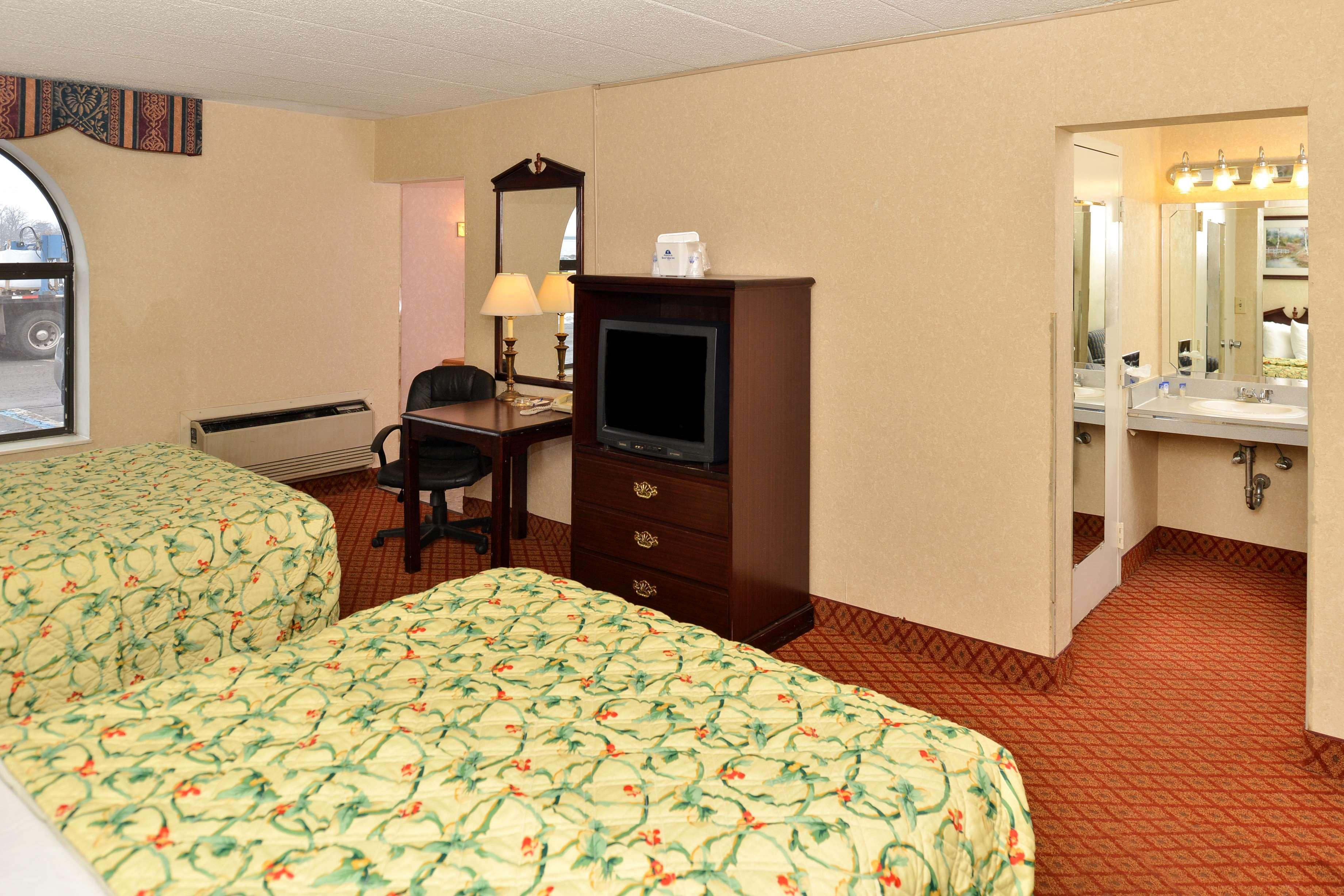 Baymont By Wyndham Northwood Motel Bagian luar foto