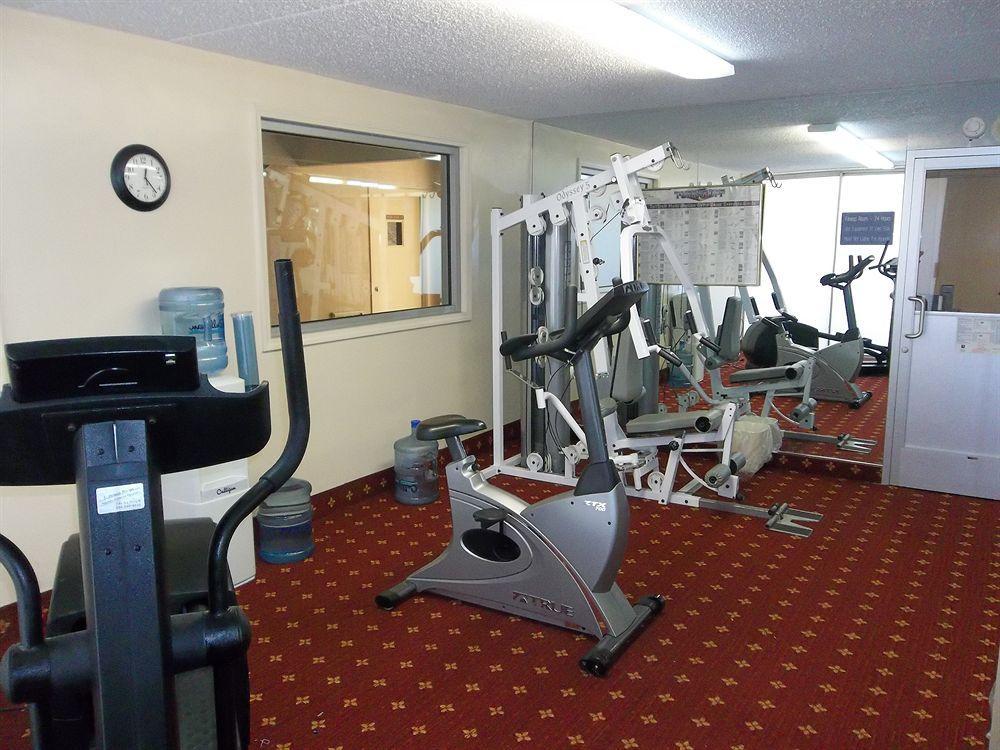 Baymont By Wyndham Northwood Motel Bagian luar foto