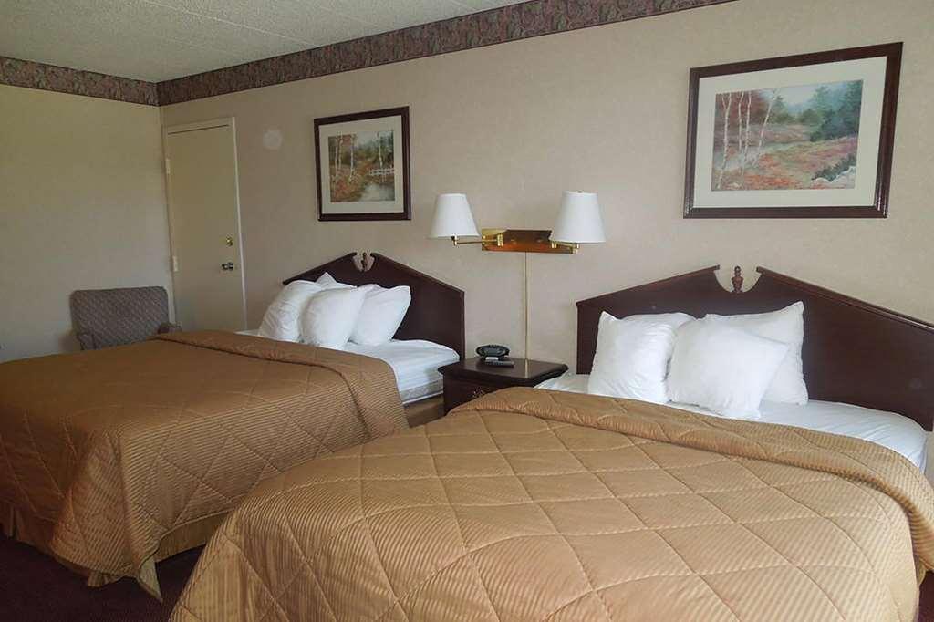Baymont By Wyndham Northwood Motel Ruang foto